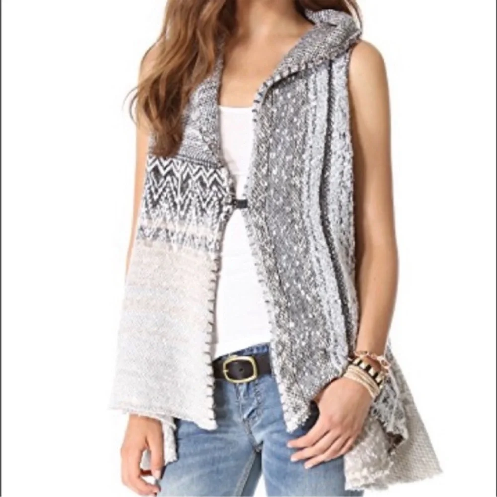 Free People‎ In Your Arms Geometric Pattern Vest Boho Cottagecore Artisanal Chic